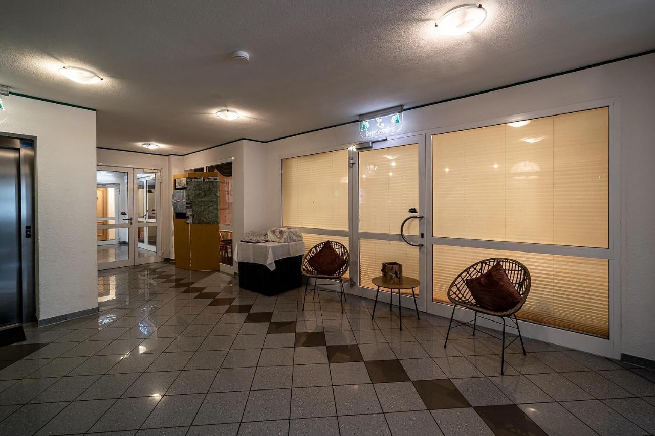 Appartement-Hotel-Anlage Tannenpark ภายนอก รูปภาพ