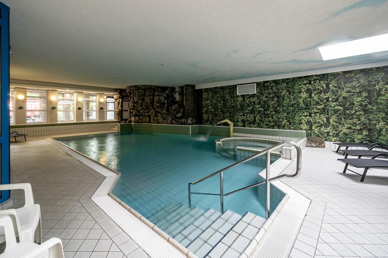 Appartement-Hotel-Anlage Tannenpark ภายนอก รูปภาพ