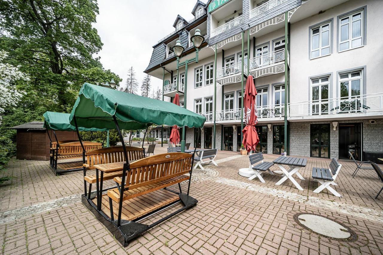 Appartement-Hotel-Anlage Tannenpark ภายนอก รูปภาพ
