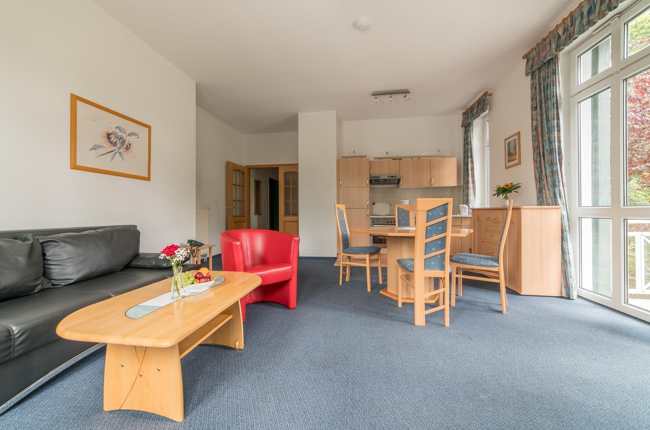 Appartement-Hotel-Anlage Tannenpark ภายนอก รูปภาพ